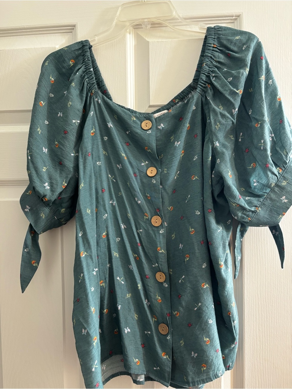 LC Lauren Conrad Teal Floral Button-Down Puff Sleeve Top